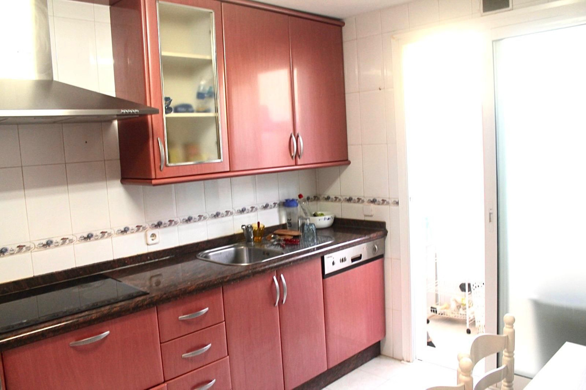 Huis te koop in Marbella | 4 slaapkamers H5382739