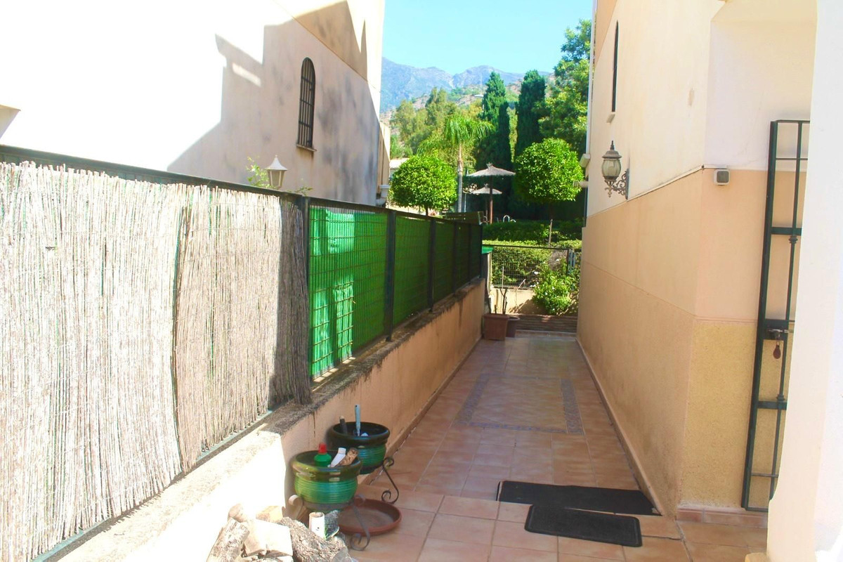 Huis te koop in Marbella | 4 slaapkamers H5382739