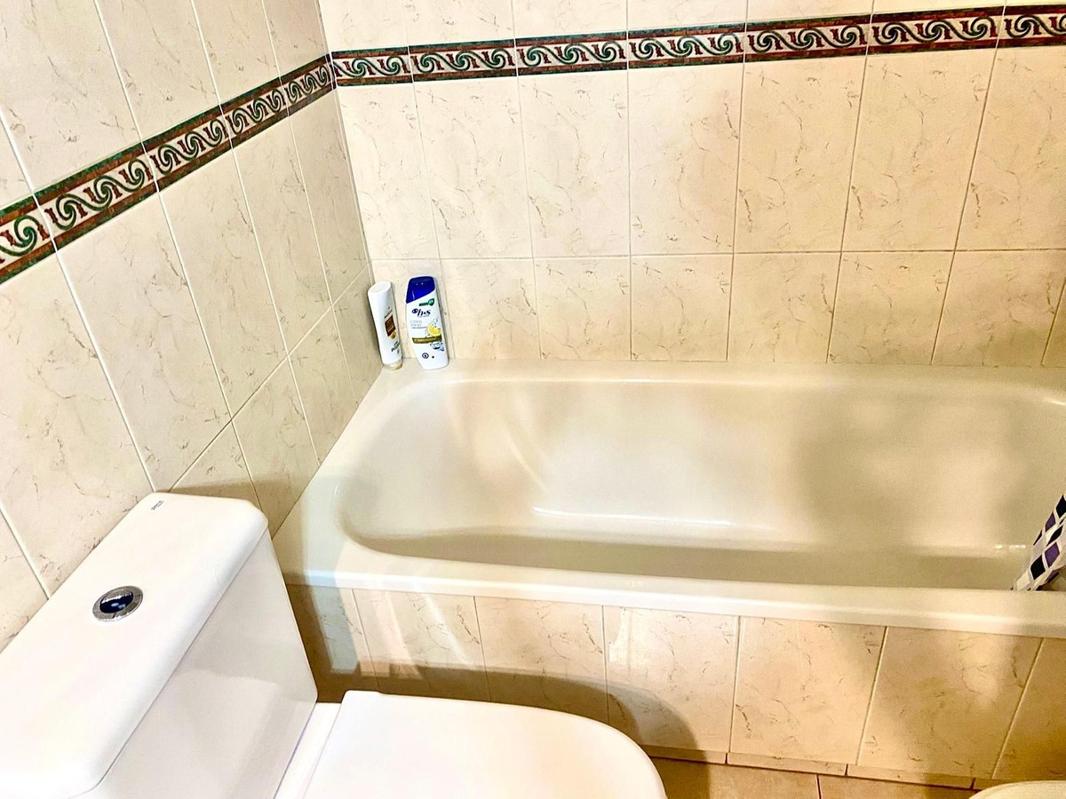 Huis te koop in Marbella | 4 slaapkamers H5382739