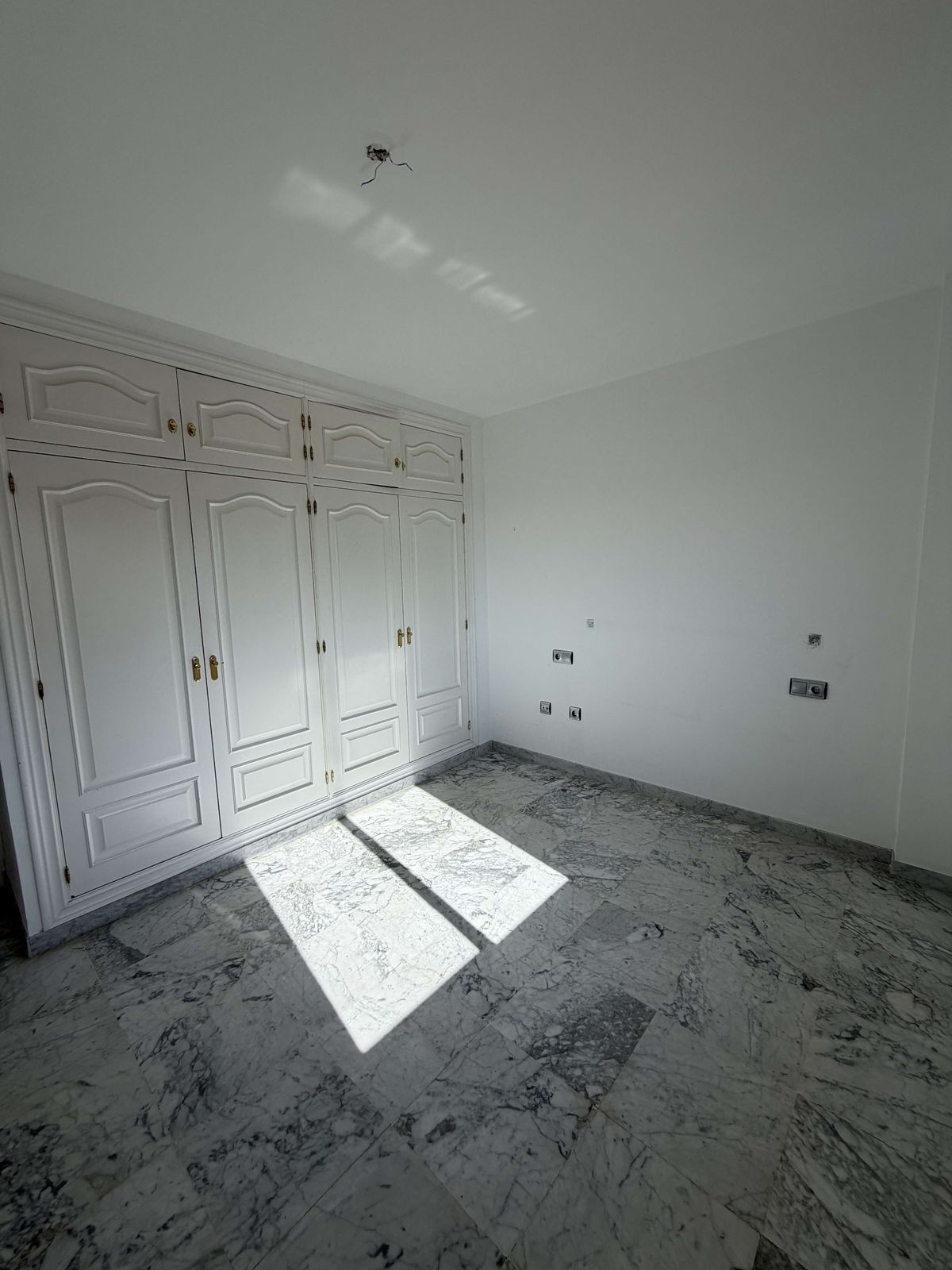 Huis te koop in Marbella | 3 slaapkamers H5383684