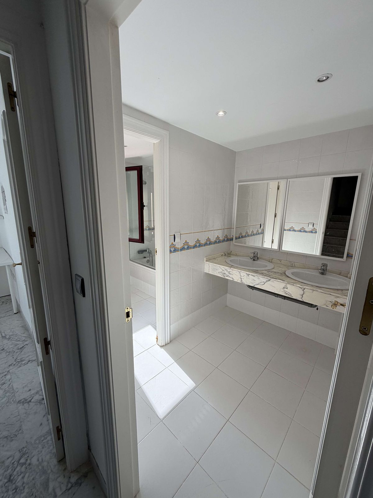 Huis te koop in Marbella | 3 slaapkamers H5383684
