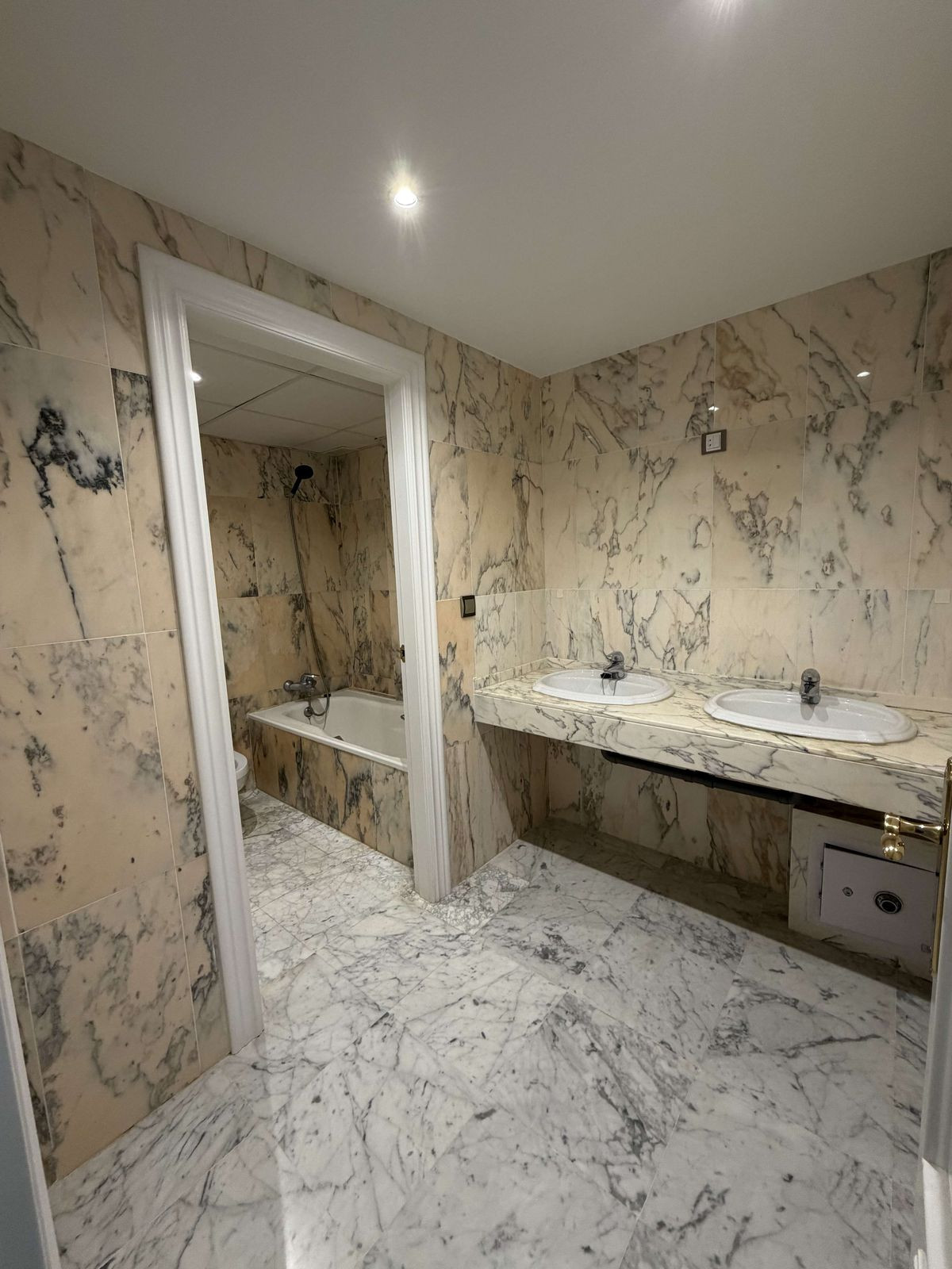 Huis te koop in Marbella | 3 slaapkamers H5383684
