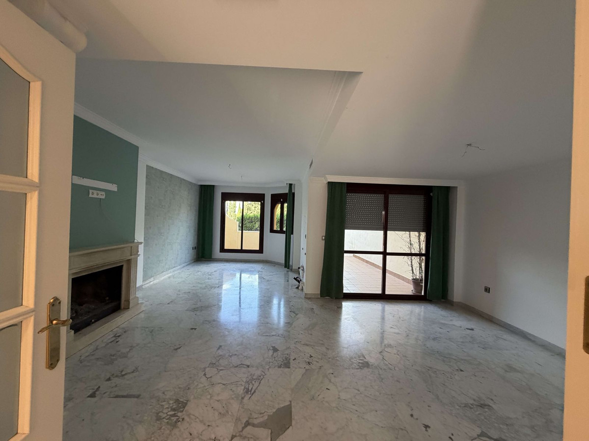 Huis te koop in Marbella | 3 slaapkamers H5383684