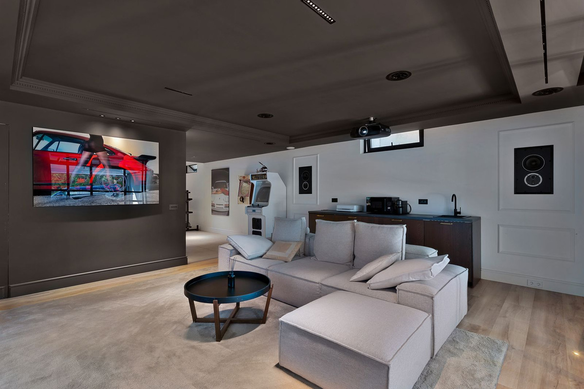 Property main view 33