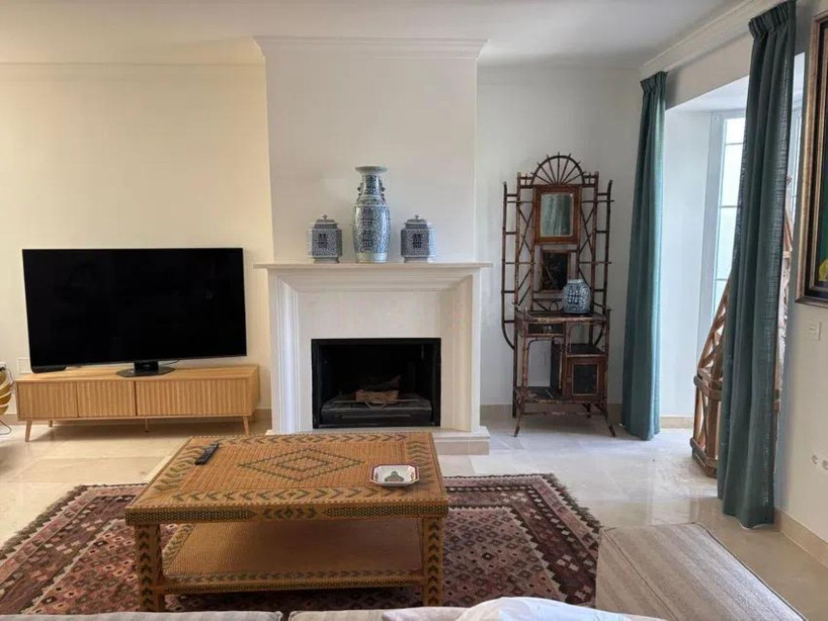 Huis te koop in Marbella | 4 slaapkamers H5384662