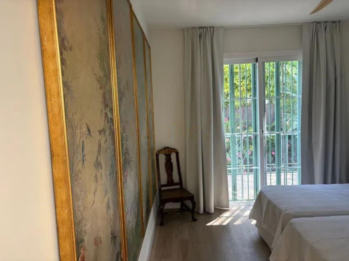 Huis te koop in Marbella | 4 slaapkamers H5384662