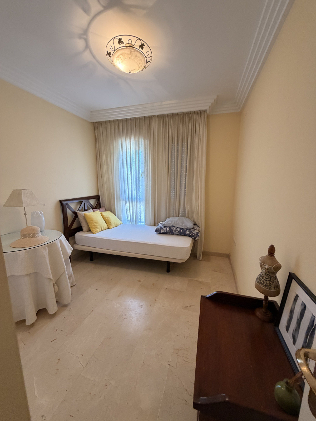 Huis te koop in Marbella | 4 slaapkamers H5387374