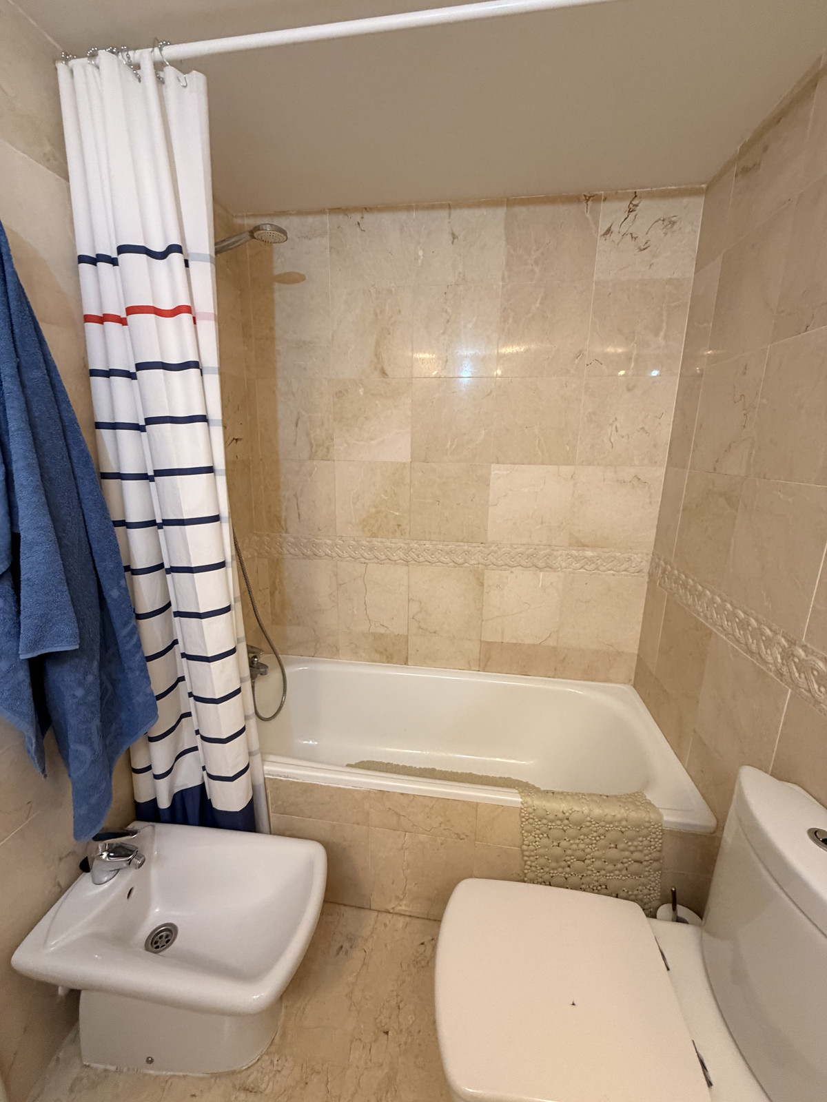 Huis te koop in Marbella | 4 slaapkamers H5387374