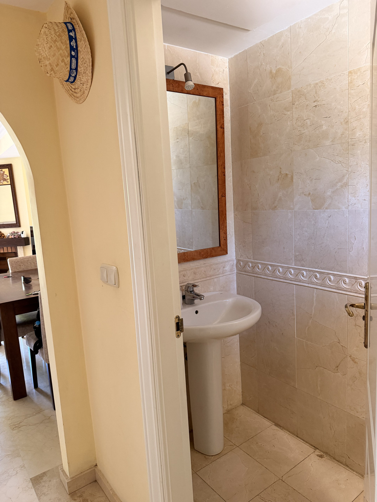 Huis te koop in Marbella | 4 slaapkamers H5387374