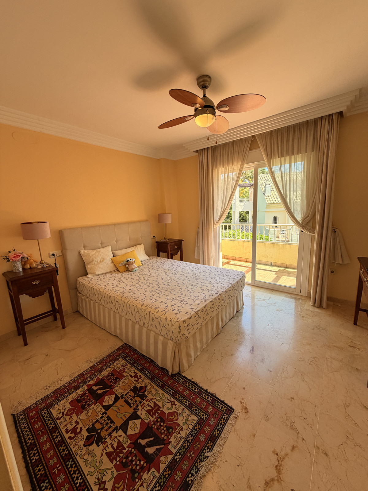 Huis te koop in Marbella | 4 slaapkamers H5387374