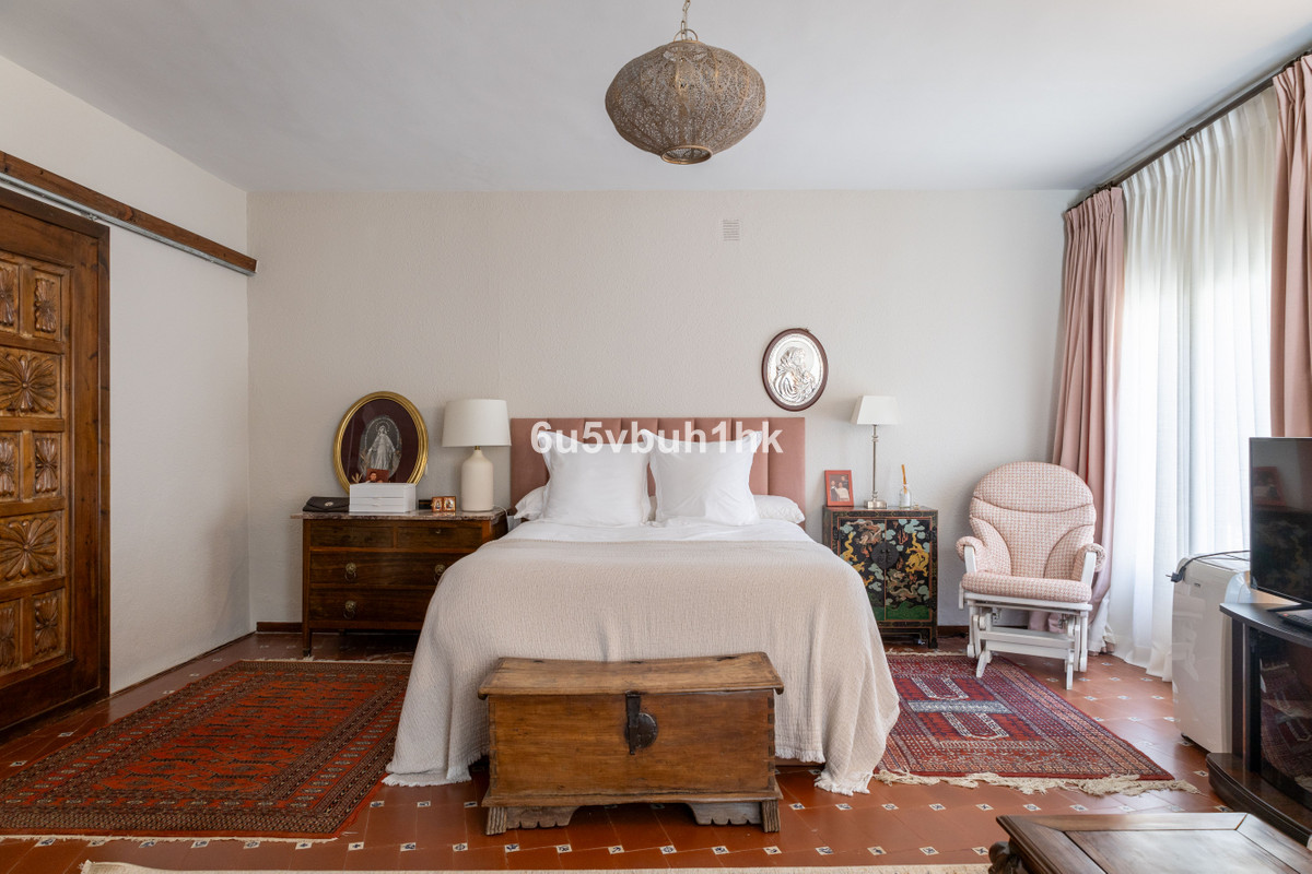 Huis te koop in Marbella | 5 slaapkamers H5387698