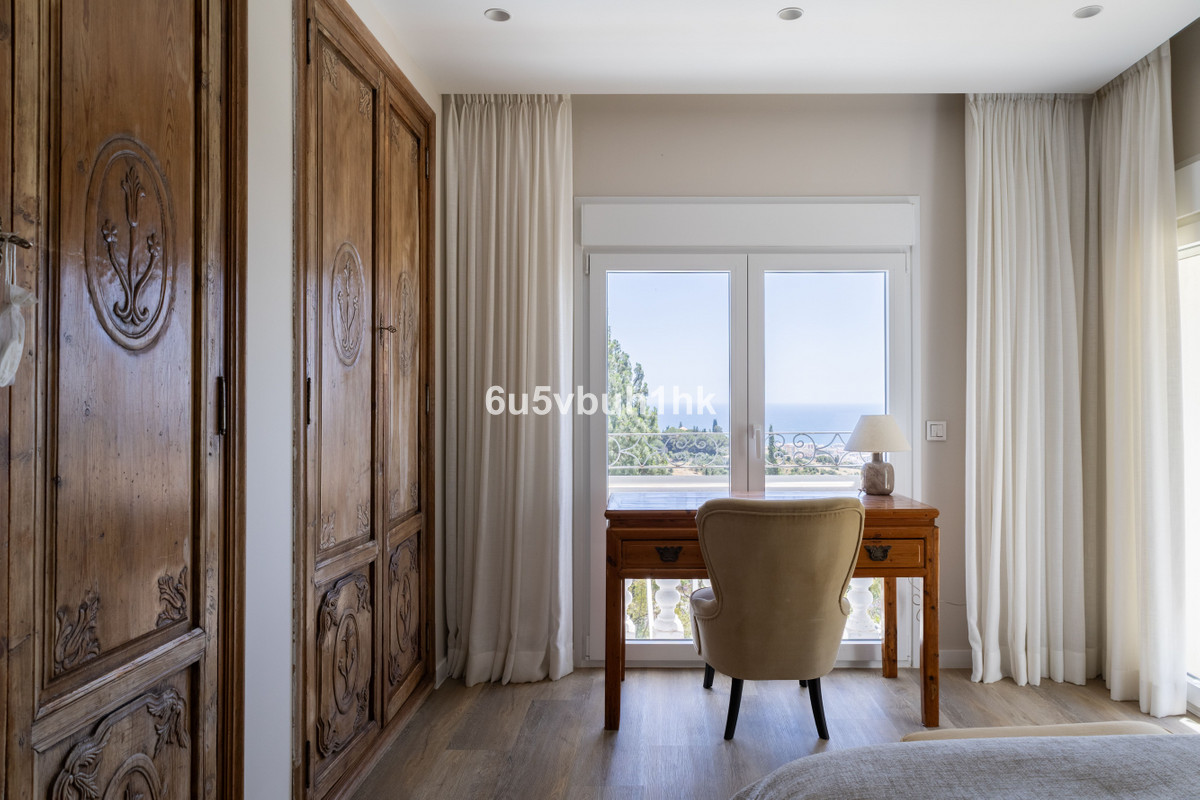Huis te koop in Marbella | 5 slaapkamers H5387698