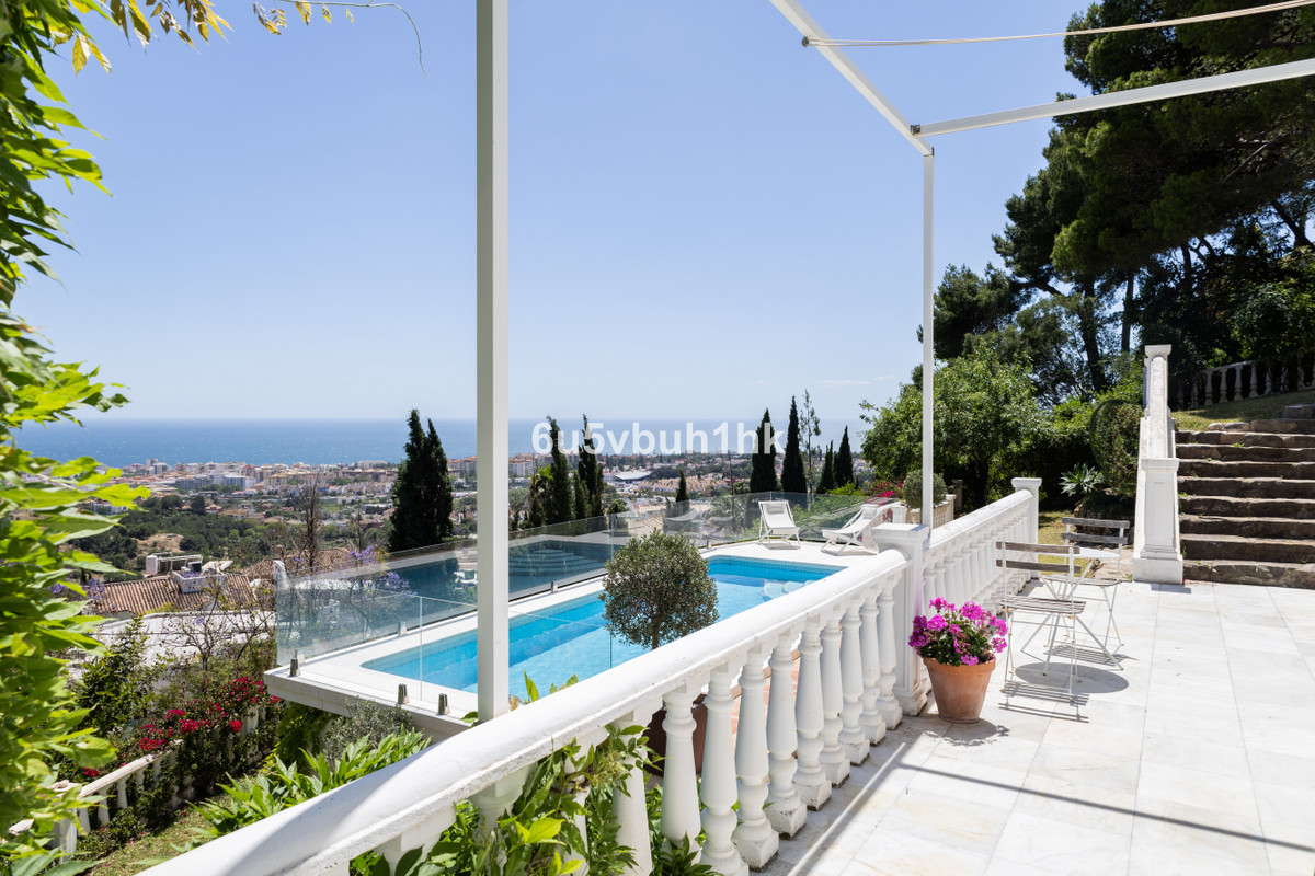 Huis te koop in Marbella | 5 slaapkamers H5387698