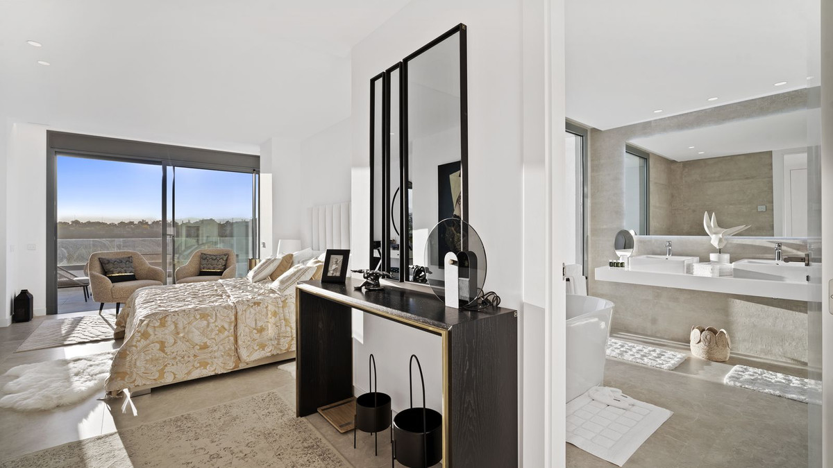 Huis te koop in Marbella | 4 slaapkamers H5390746