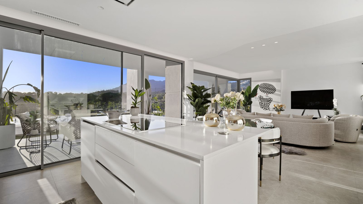 Huis te koop in Marbella | 4 slaapkamers H5390746