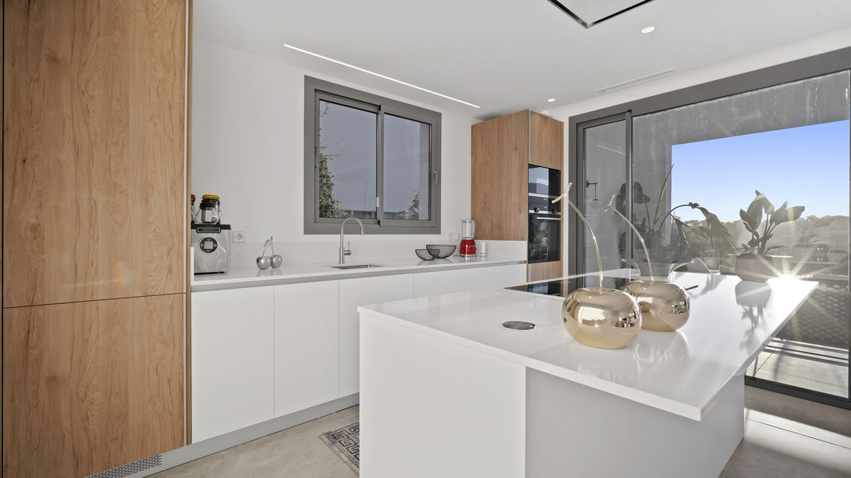 Huis te koop in Marbella | 4 slaapkamers H5390746