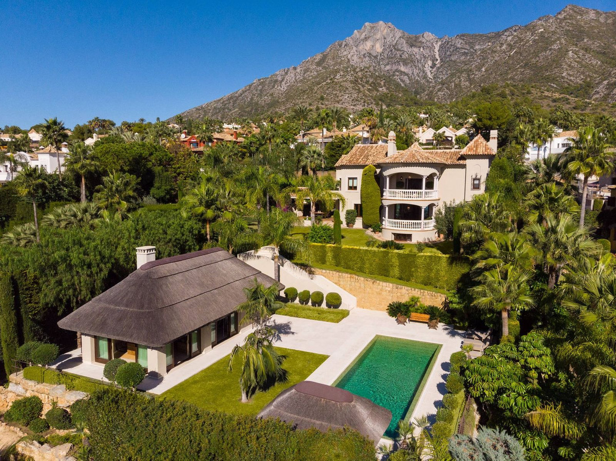 Huis te koop in Marbella | 5 slaapkamers H5391064