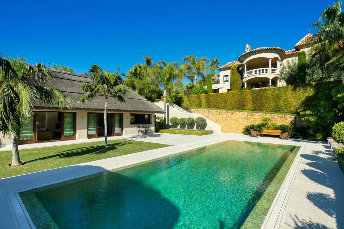 Huis te koop in Marbella | 5 slaapkamers H5391064
