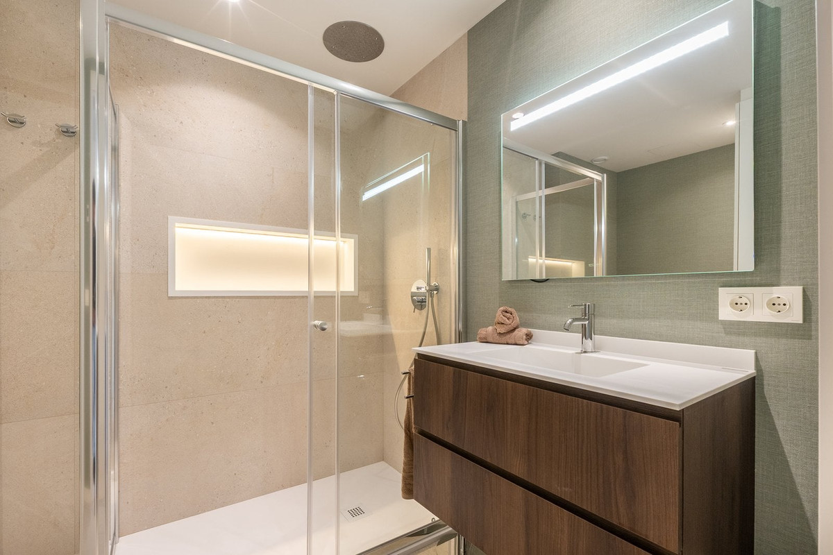 Huis te koop in Marbella | 4 slaapkamers H5393650