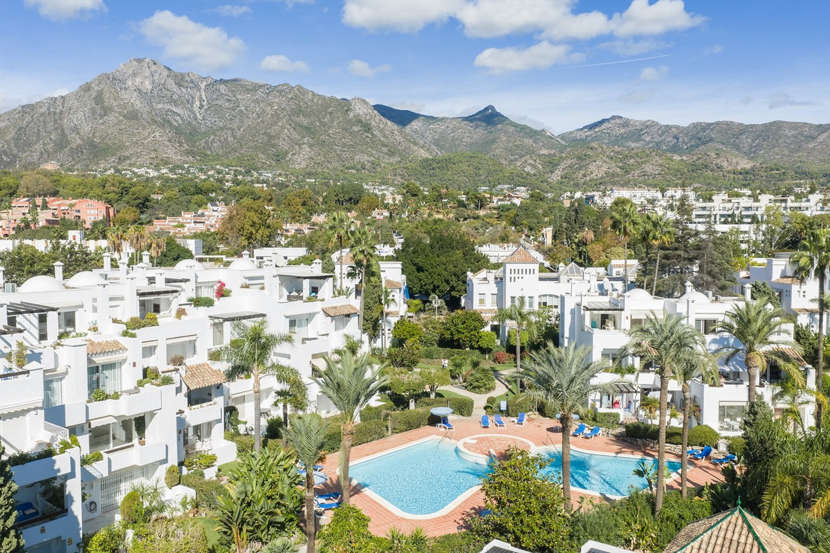Huis te koop in Marbella | 4 slaapkamers H5393650