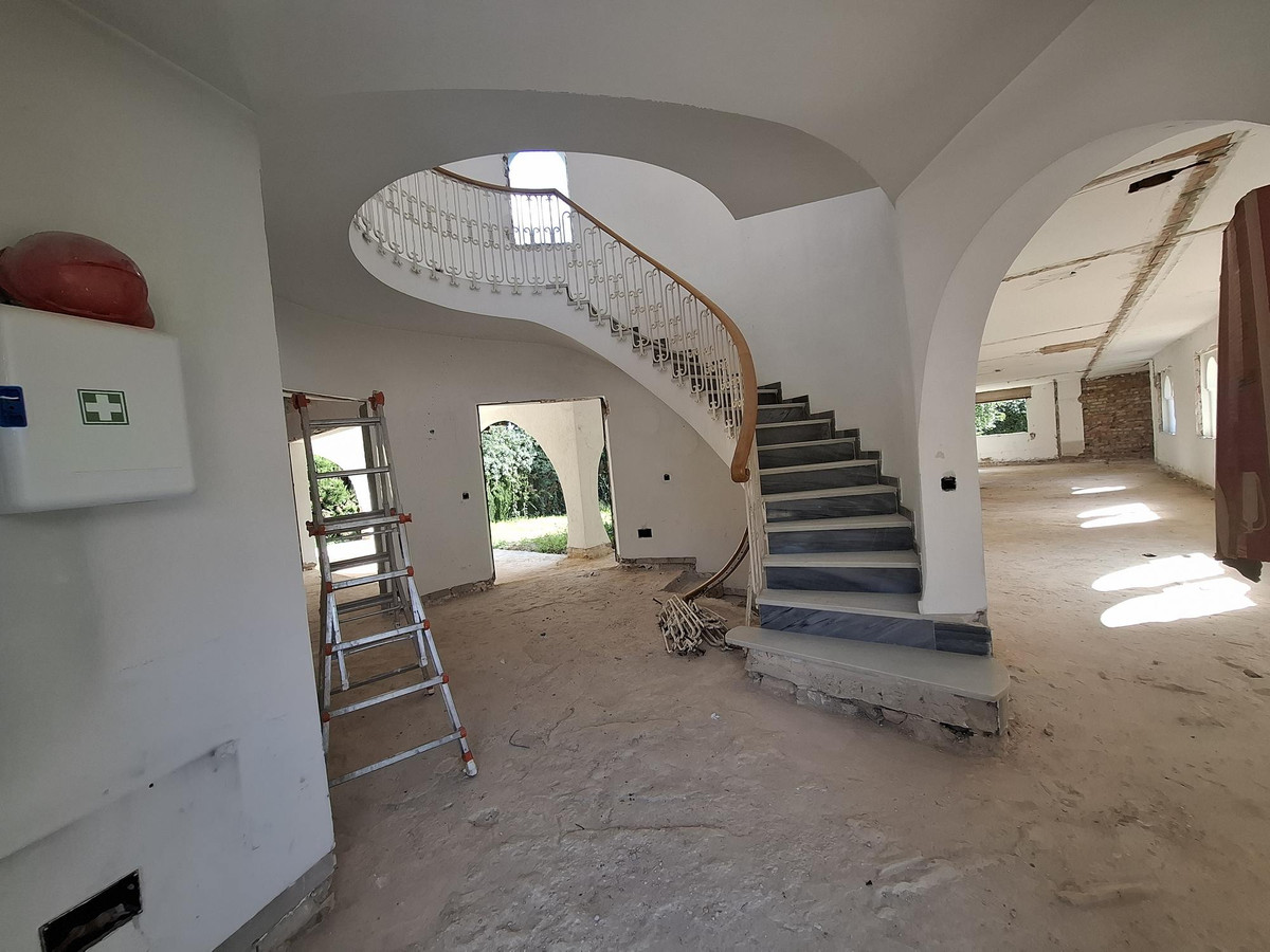 Huis te koop in Marbella | 5 slaapkamers H5396509