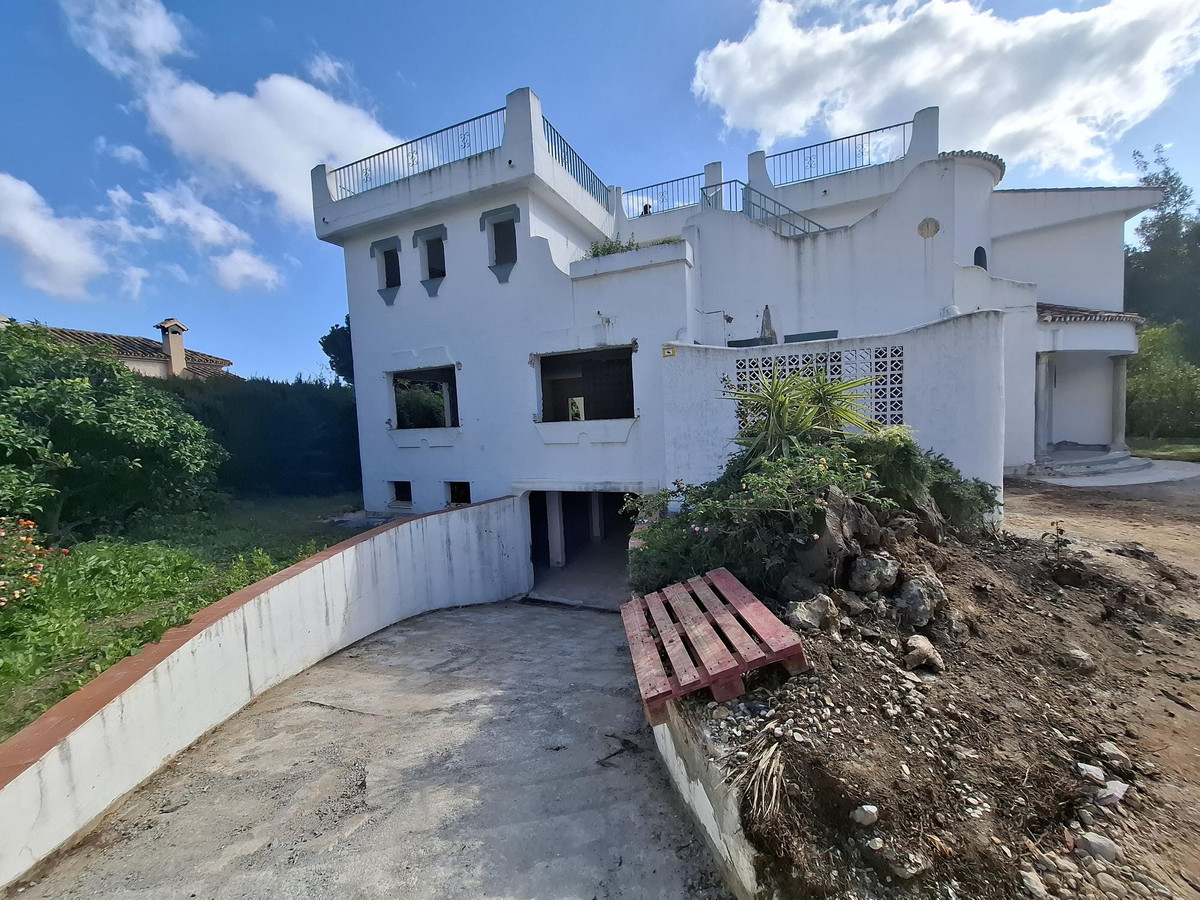 Huis te koop in Marbella | 5 slaapkamers H5396509