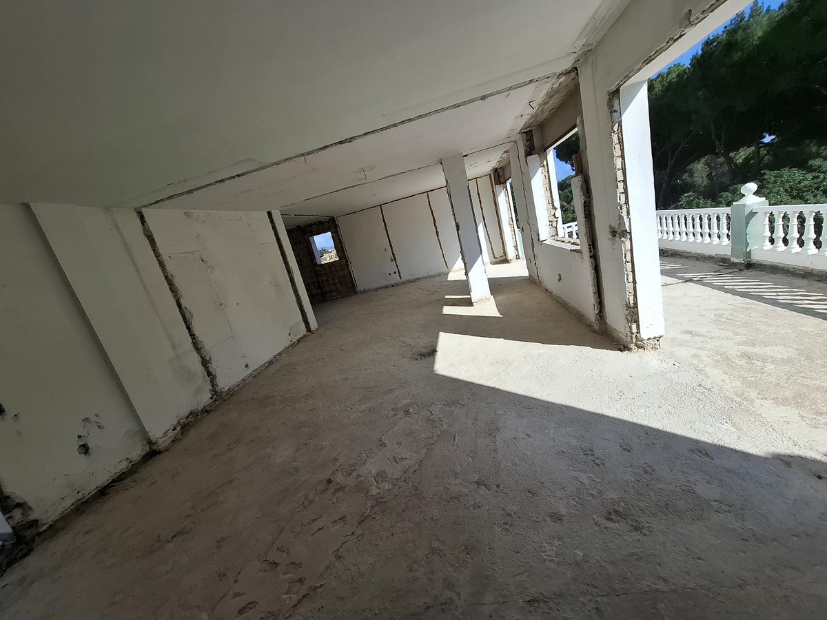 Huis te koop in Marbella | 5 slaapkamers H5396509