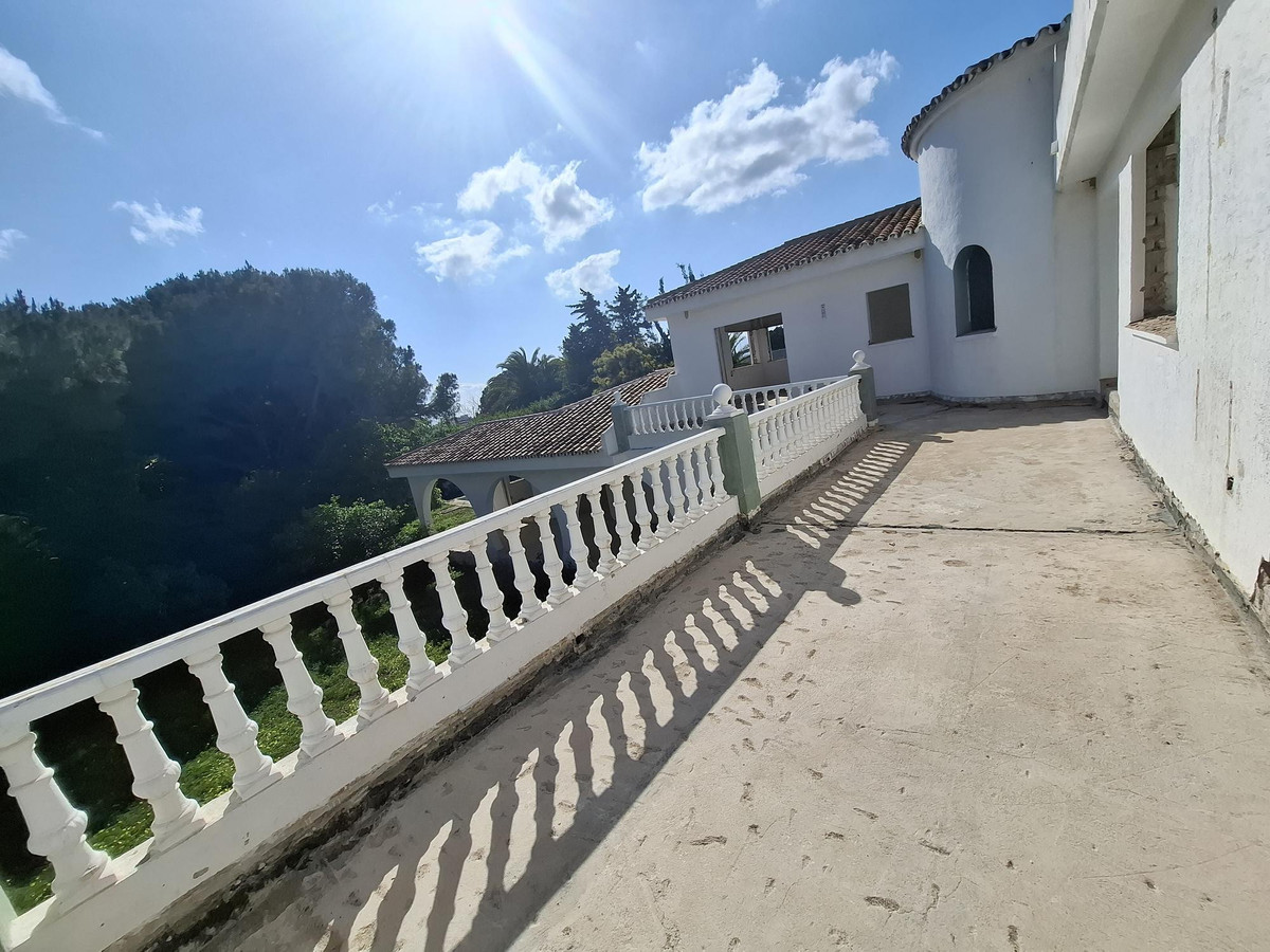 Huis te koop in Marbella | 5 slaapkamers H5396509