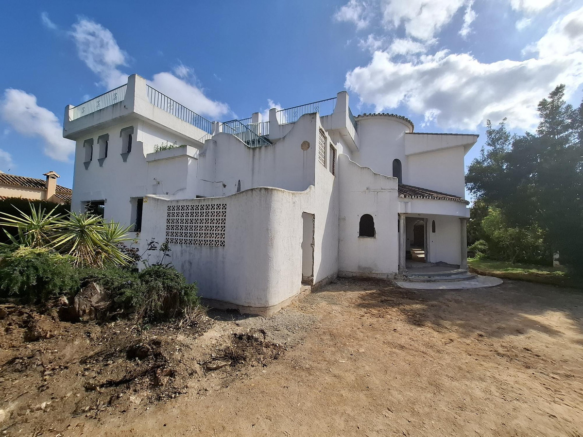 Huis te koop in Marbella | 5 slaapkamers H5396509