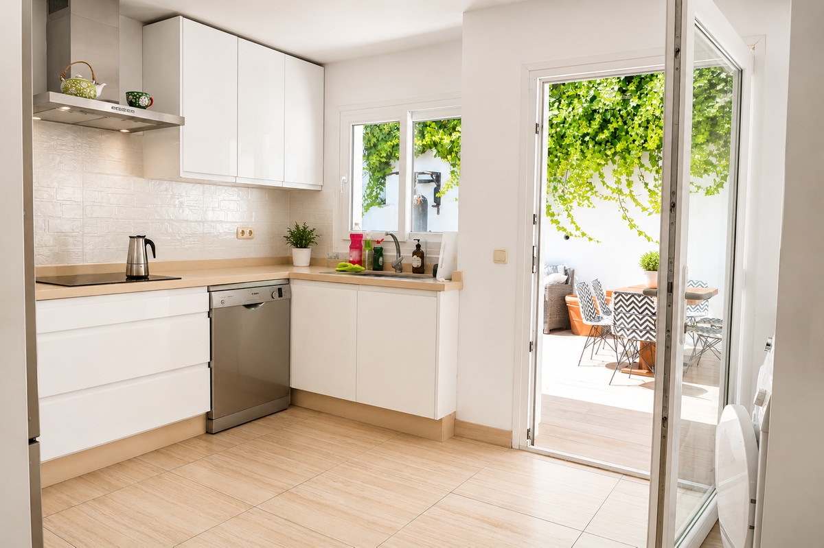 Huis te koop in Marbella | 4 slaapkamers H5402386
