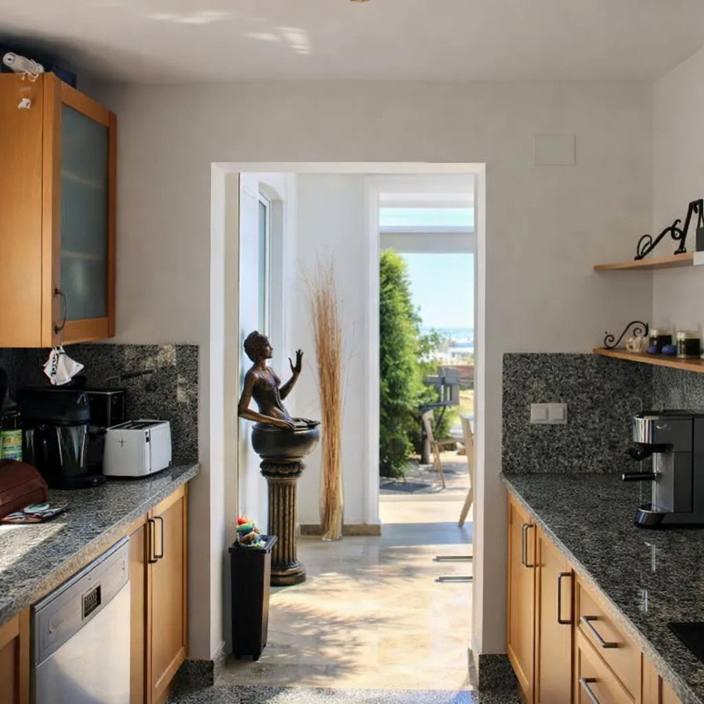 Huis te koop in Marbella | 3 slaapkamers H5411929