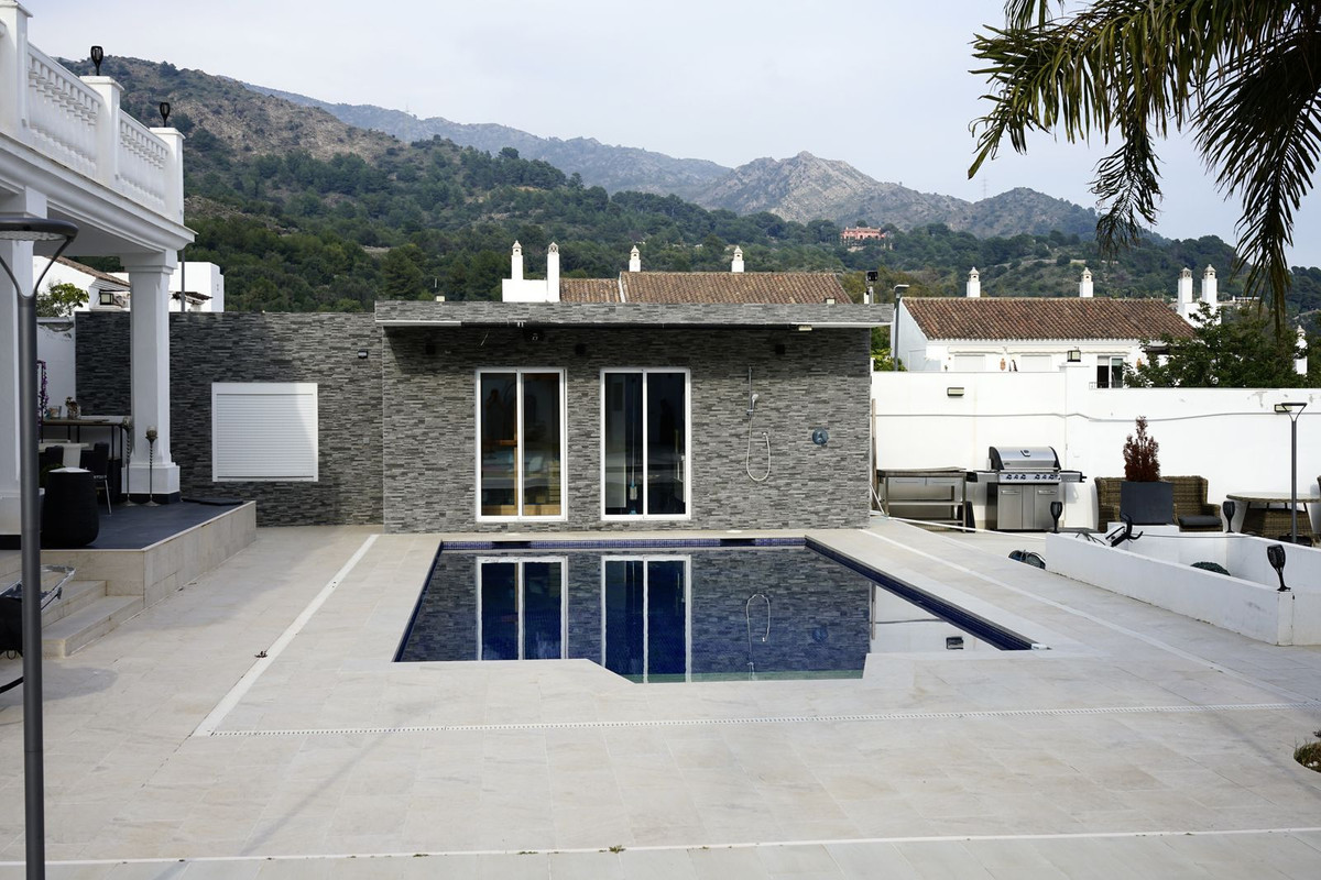 Huis te koop in Marbella | 6 slaapkamers H5417971