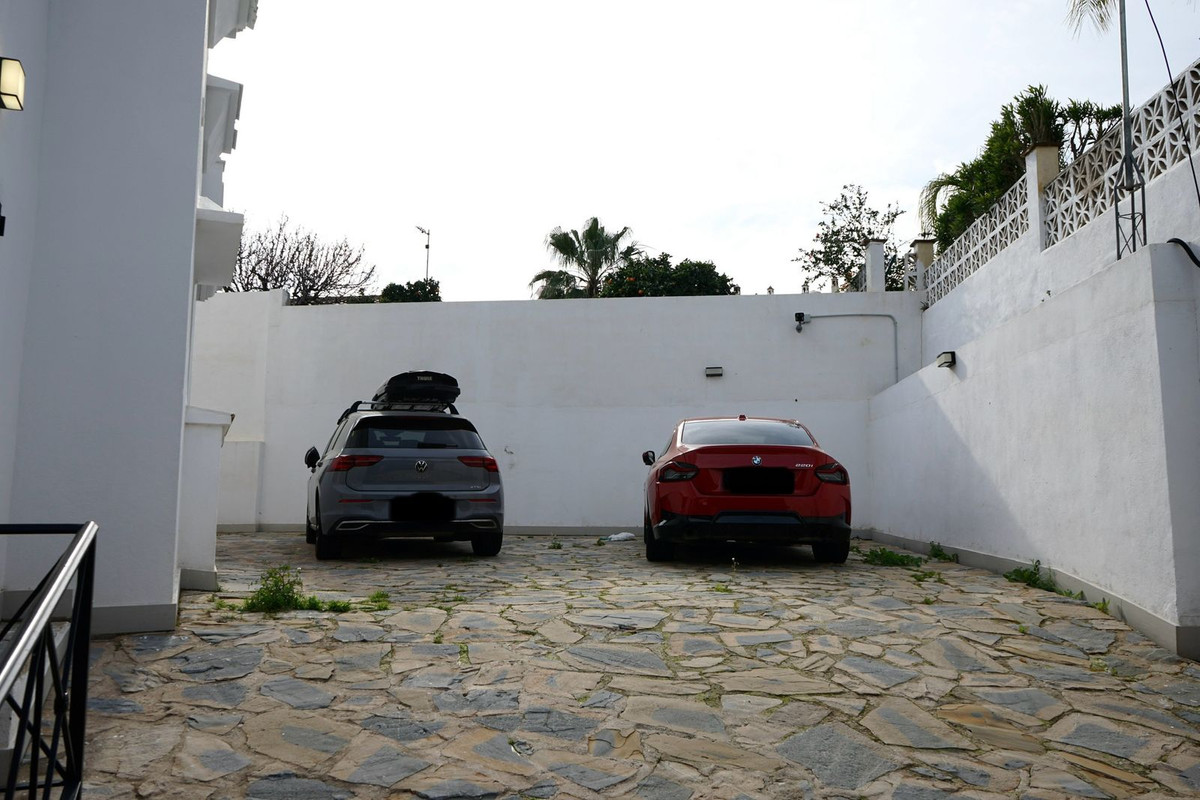 Huis te koop in Marbella | 6 slaapkamers H5417971