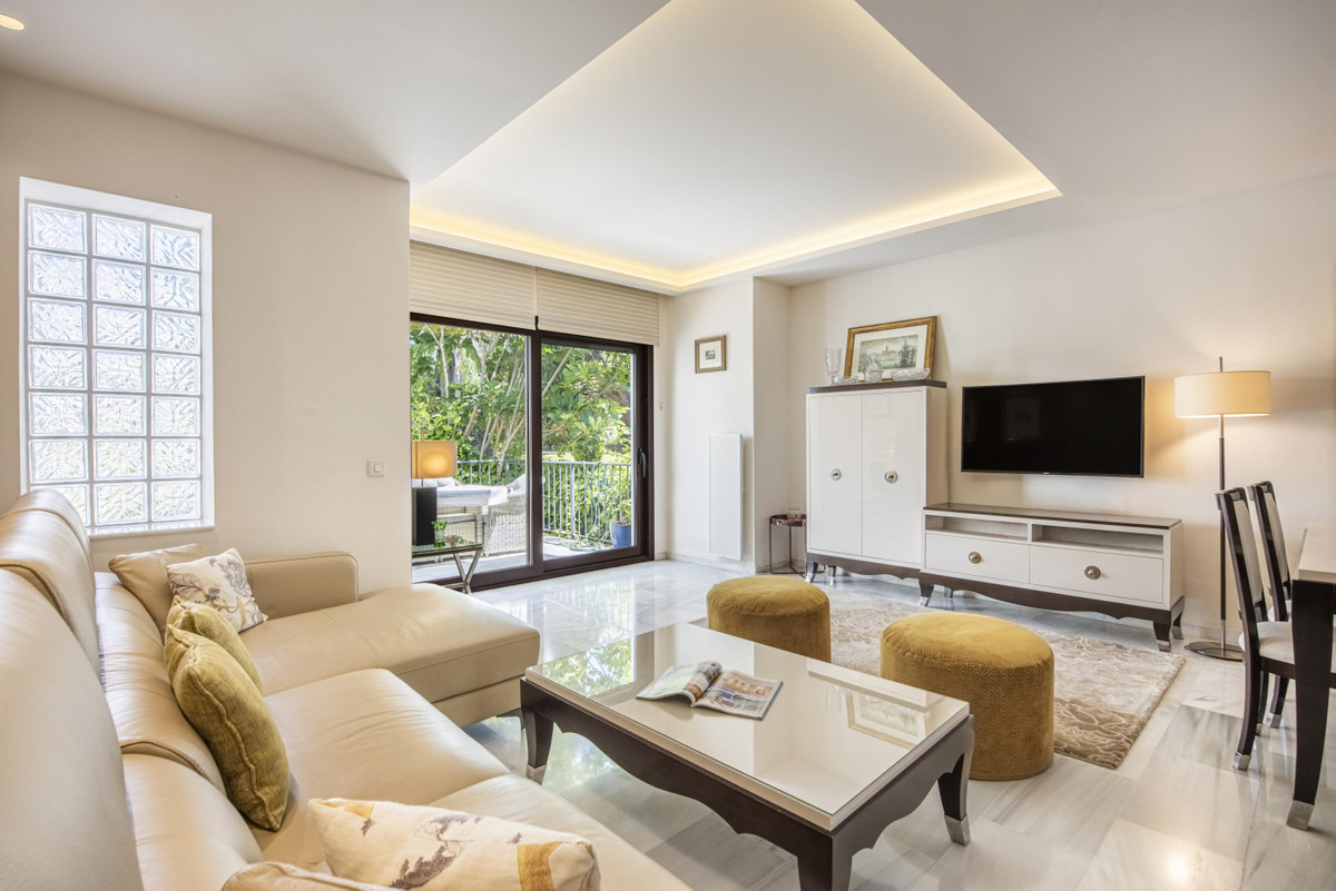 Huis te koop in Marbella | 4 slaapkamers H5418772