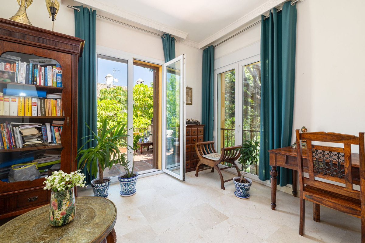 Huis te koop in Marbella | 5 slaapkamers H5419264