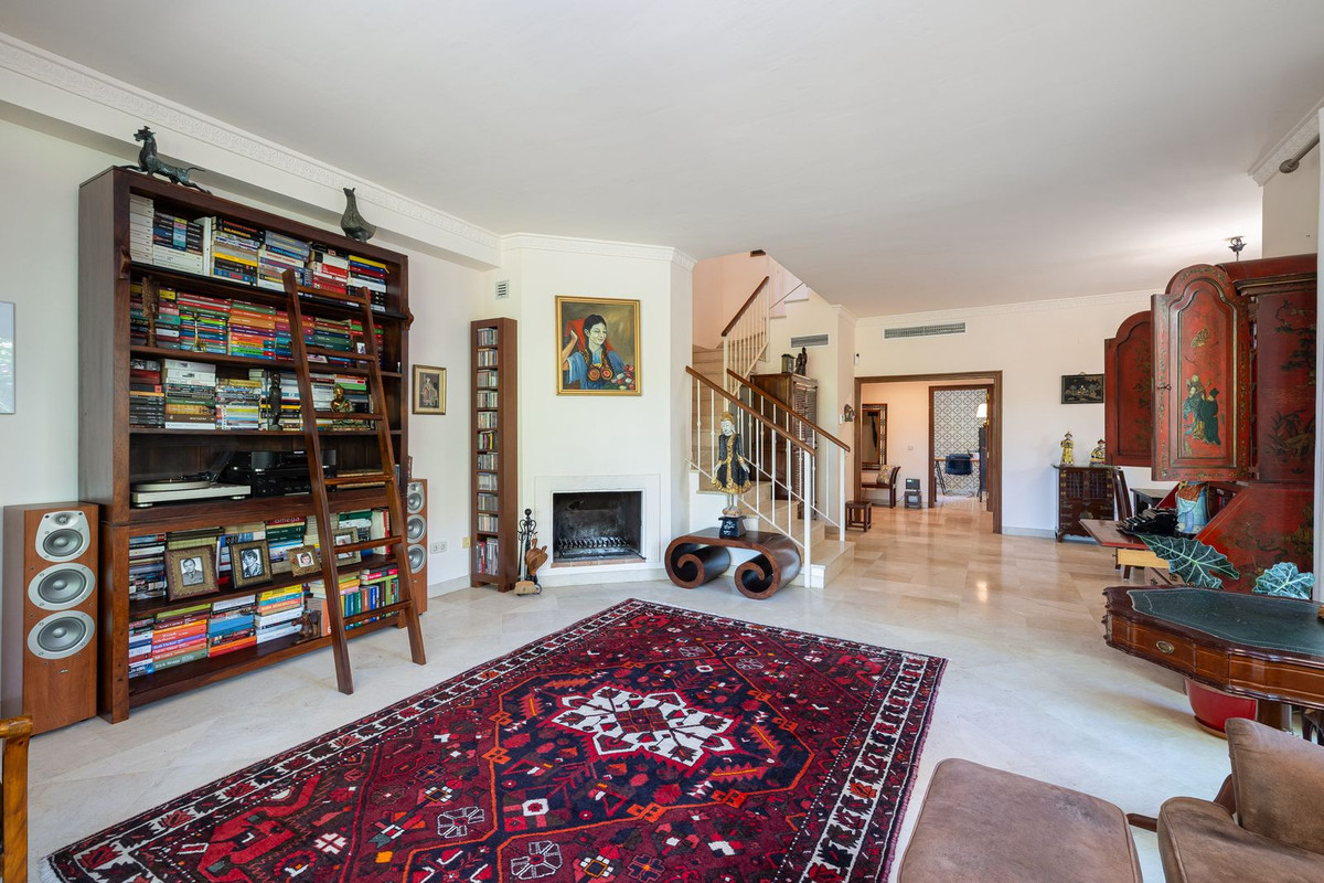 Huis te koop in Marbella | 5 slaapkamers H5419264