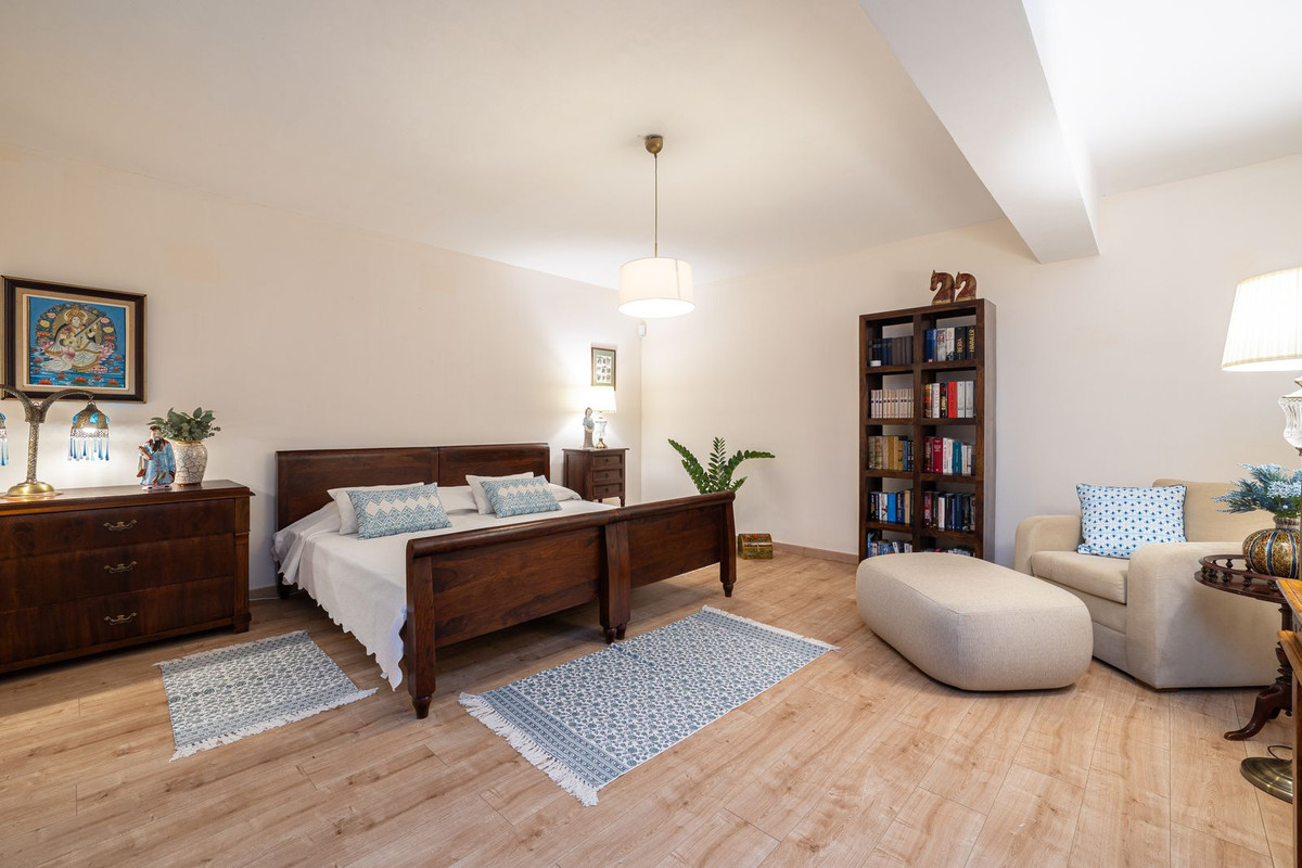 Huis te koop in Marbella | 5 slaapkamers H5419264