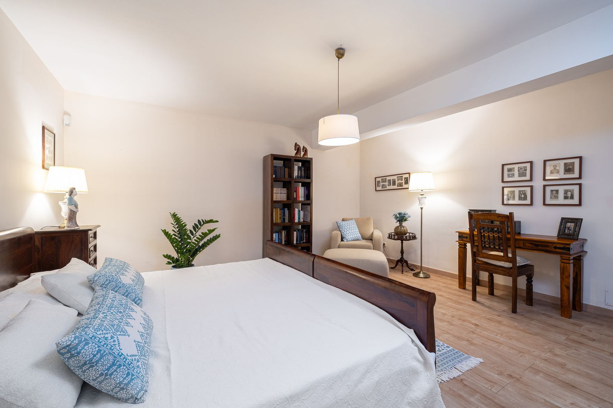 Huis te koop in Marbella | 5 slaapkamers H5419264