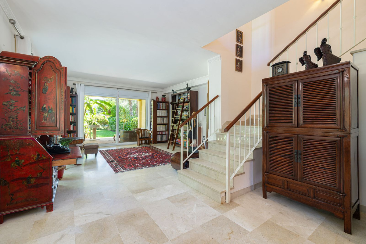 Huis te koop in Marbella | 5 slaapkamers H5419264