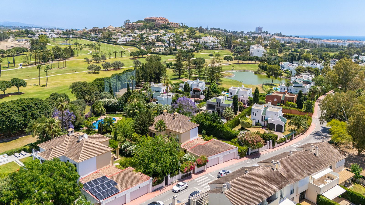 Huis te koop in Marbella | 5 slaapkamers H5419264