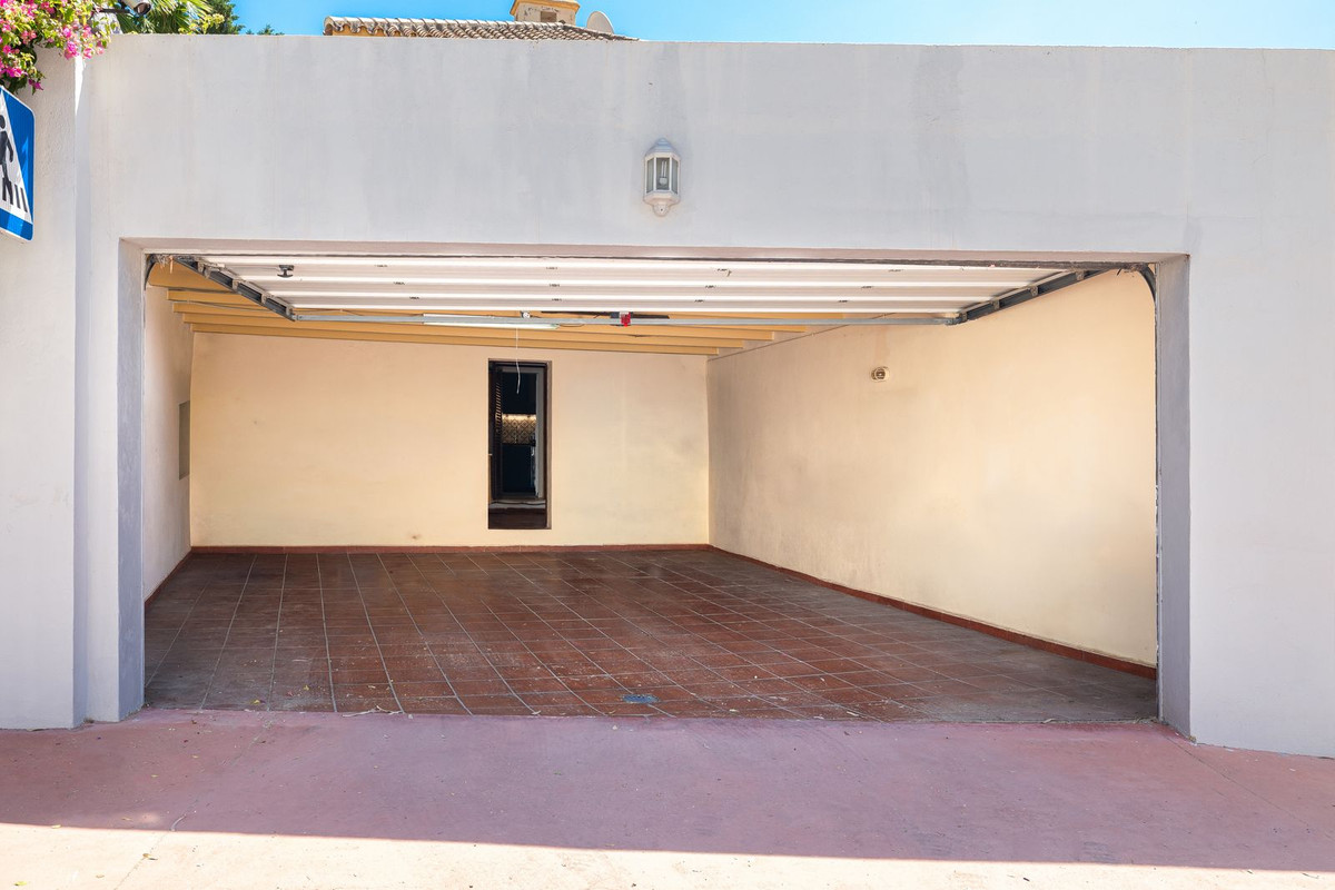 Huis te koop in Marbella | 5 slaapkamers H5419264