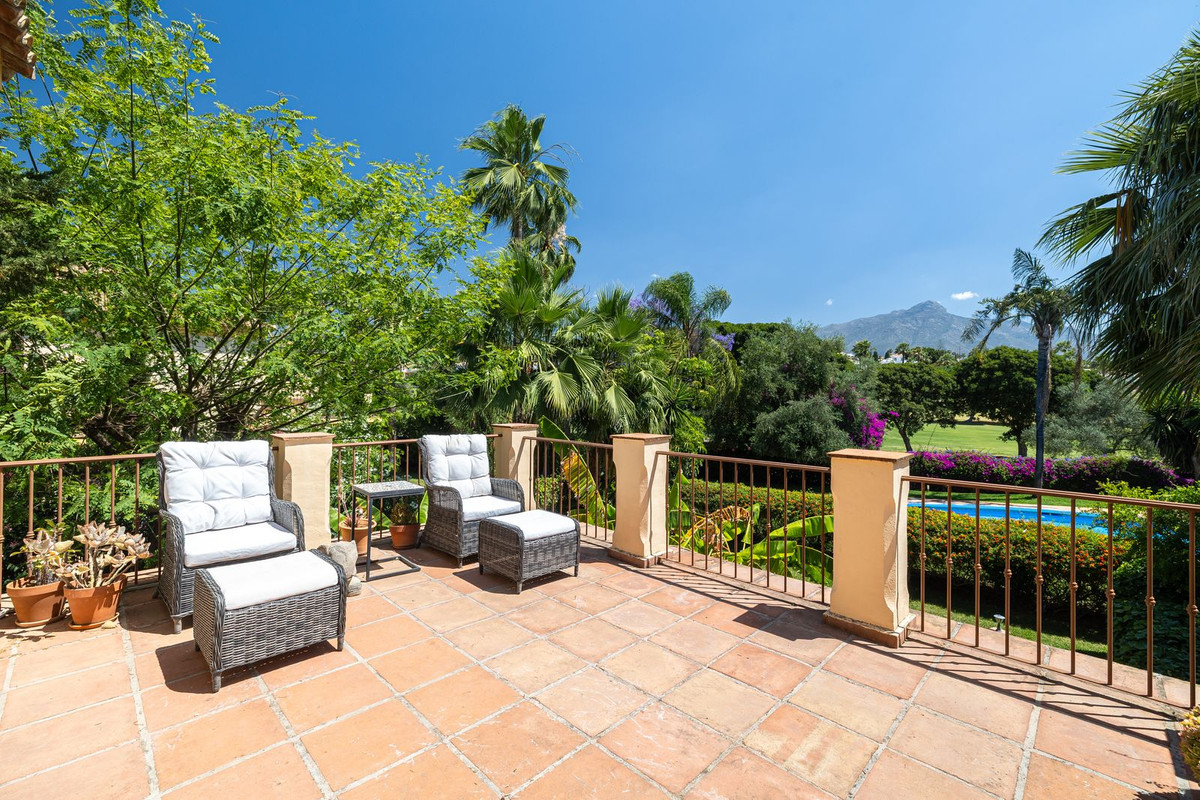 Huis te koop in Marbella | 5 slaapkamers H5419264