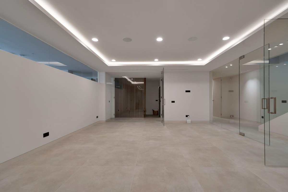 Huis te koop in Marbella | 6 slaapkamers H5420851