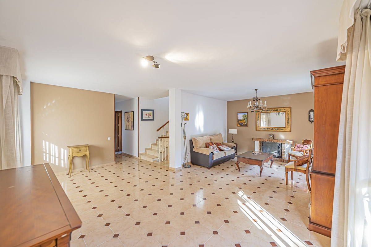 Huis te koop in Marbella | 5 slaapkamers H5427067