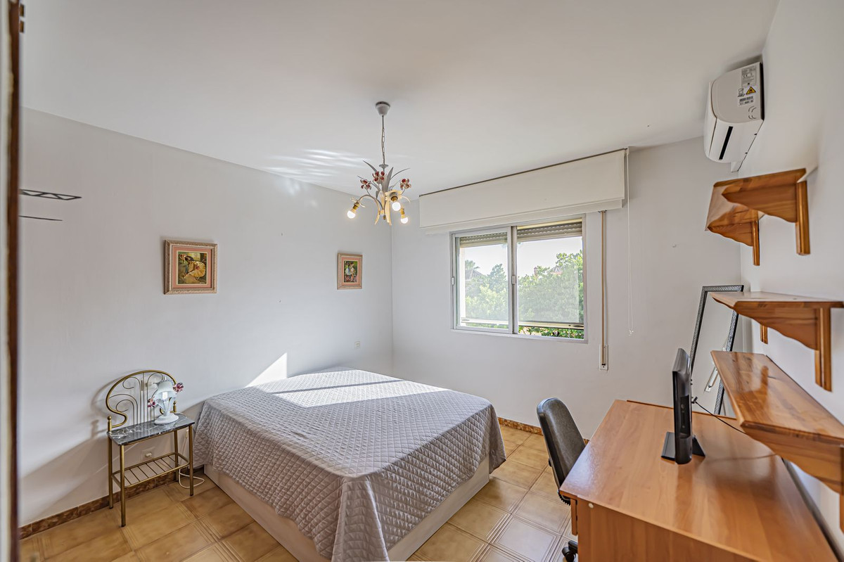 Huis te koop in Marbella | 5 slaapkamers H5427067