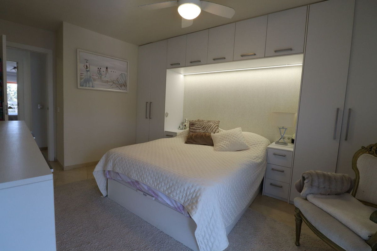 Appartement te koop in Marbella | 3 slaapkamers H5427916