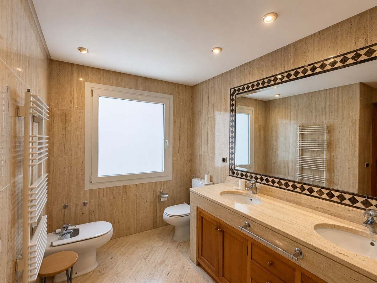 Huis te koop in Marbella | 7 slaapkamers H5431204