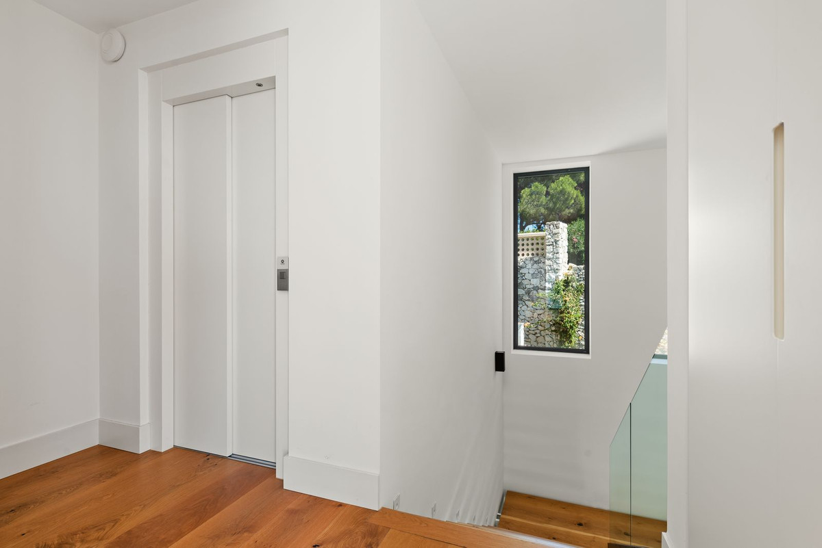 Property main view 41