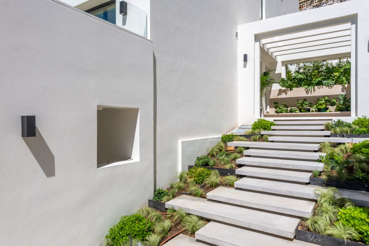 Property main view 62