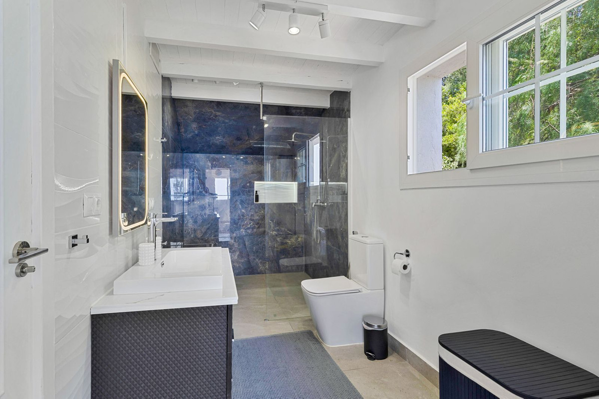Huis te koop in Marbella | 4 slaapkamers H5439904
